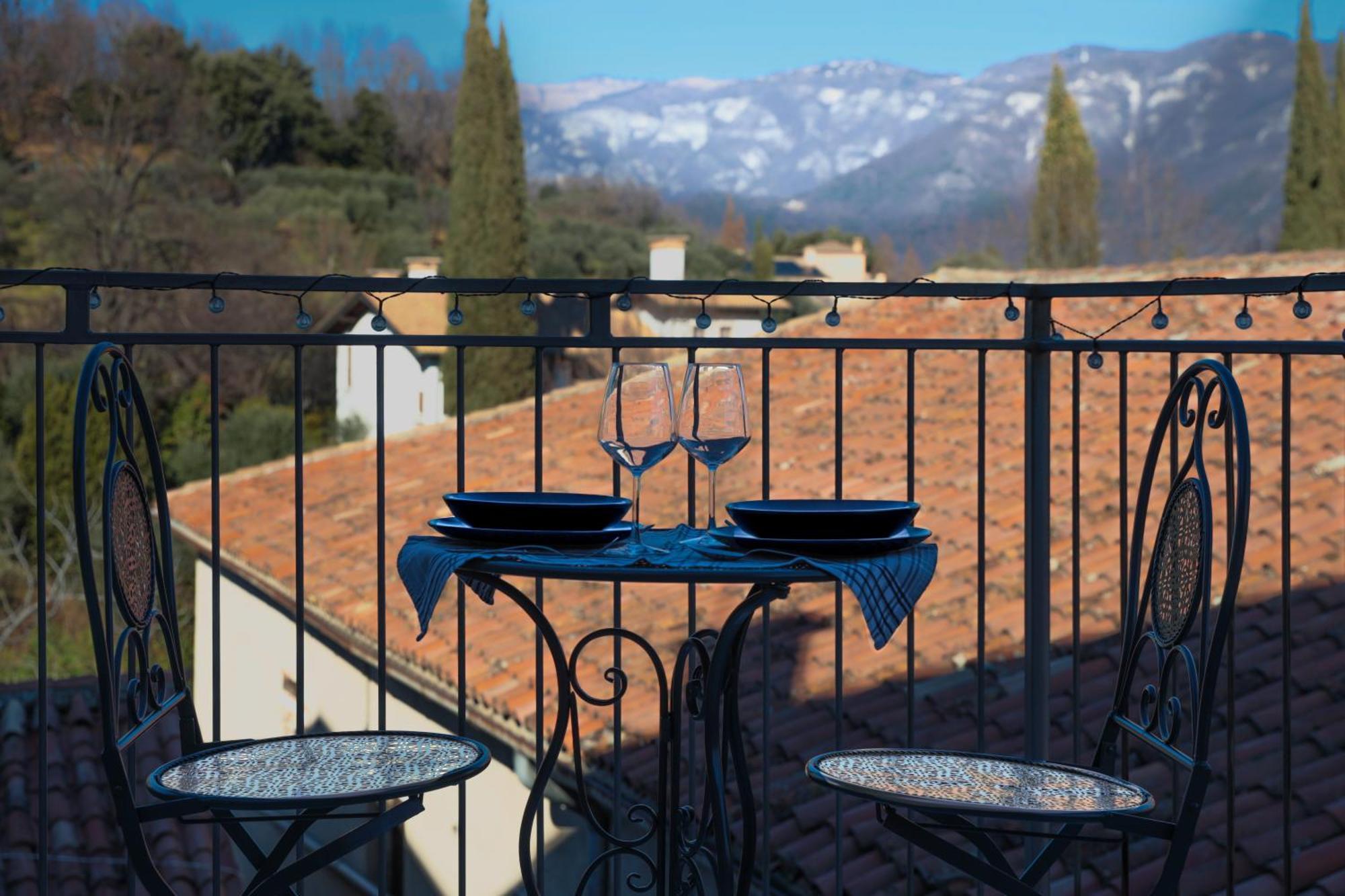Ponte Vecchio, Elegante Appartamento A Due Passi Dal Centro Bassano del Grappa Buitenkant foto
